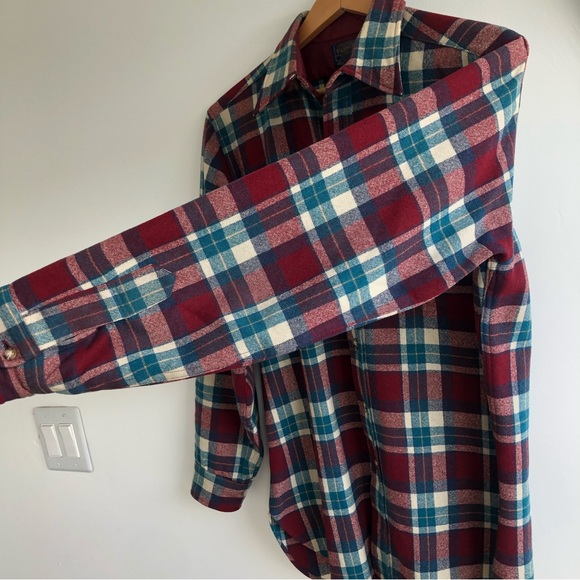 Vintage Pendleton Pure Virgin Wool Plaid Button up Shirt Size L Made In USA - Picture 7 of 15